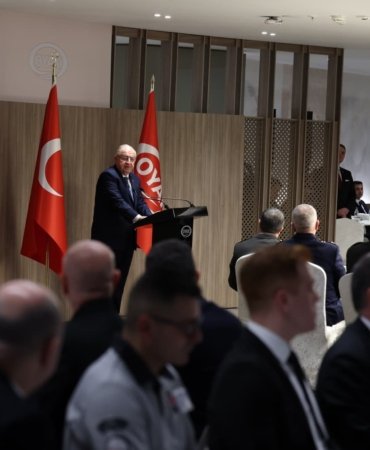 Yaşar Güler, OYAK personeliyle iftarda buluştu